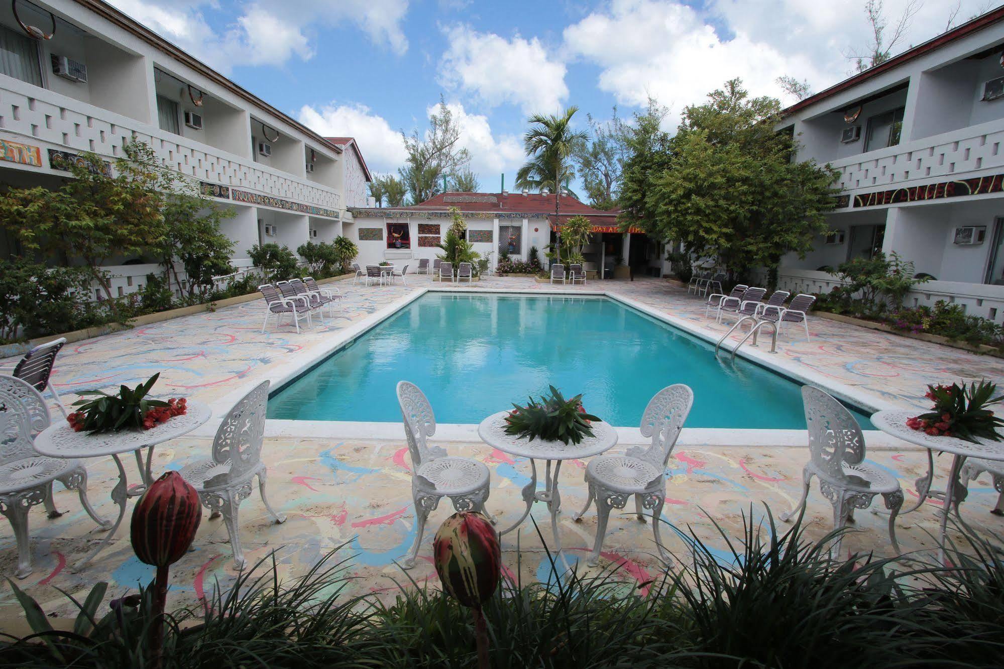 Hotel Nettie'S Different Of Nassau Casuarina'S Exterior foto